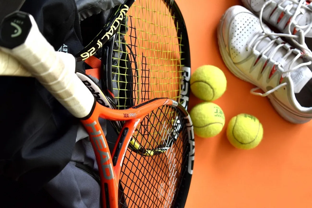 tennis-3556179_960_720